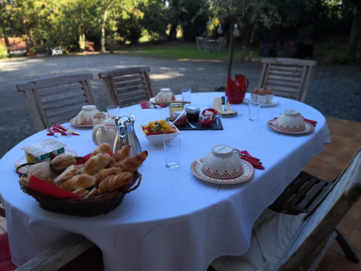 Bed and Breakfast Margautine Ricourt Exterior foto